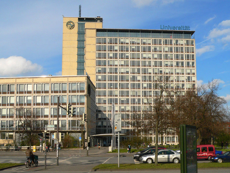 795px-Conti_Hochhaus.jpg